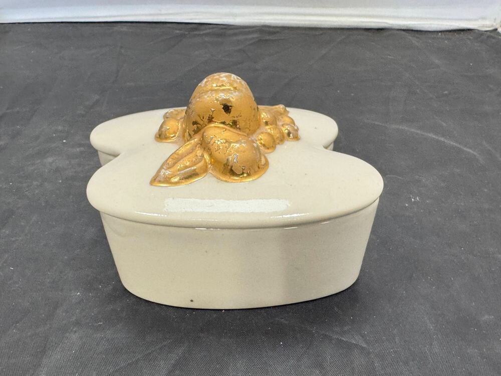 Vintage Le Mieux China Lidded Trinket Dish Box 22K Gold Hand Decorated Mold 1197